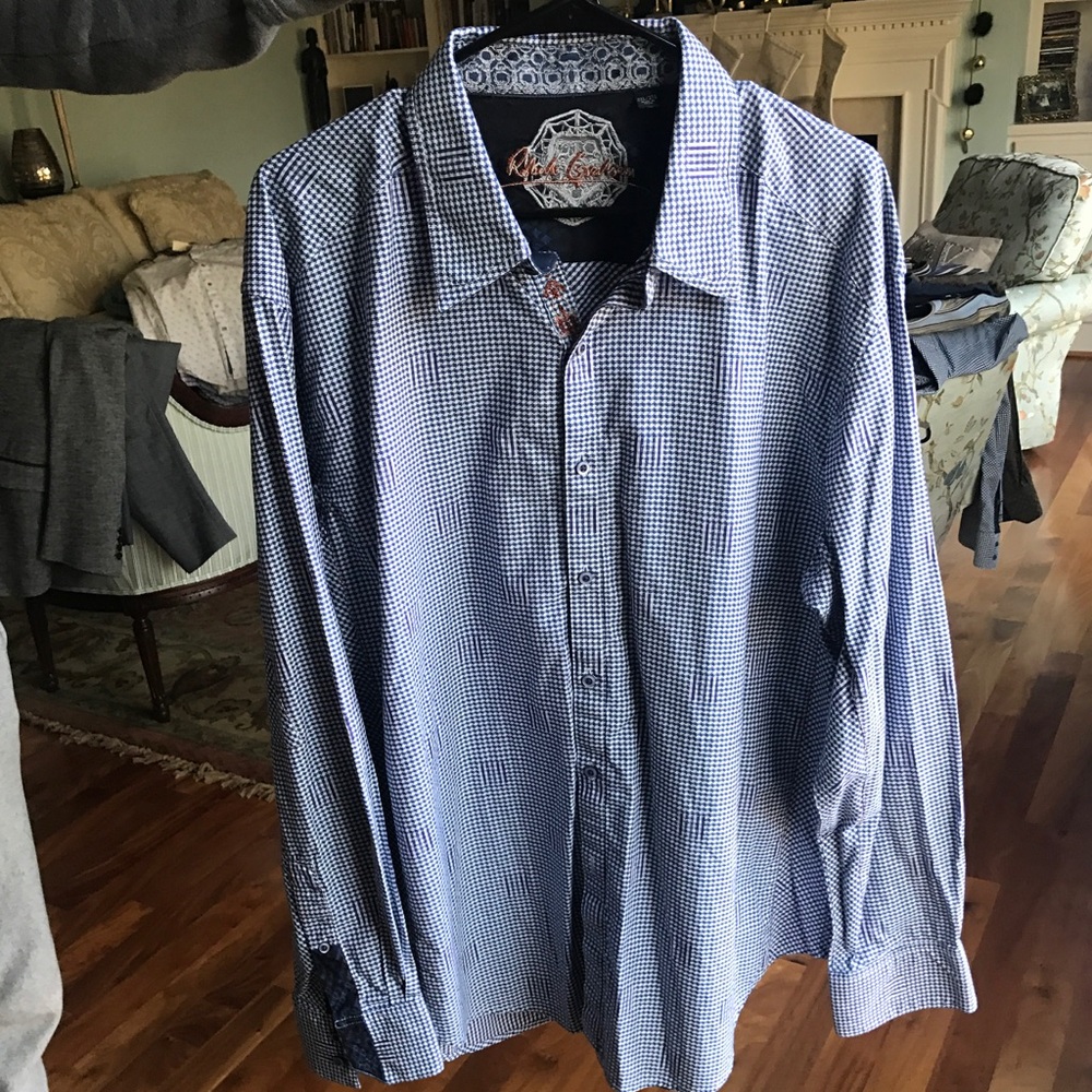 Patterned Blue/White Dress Shirt